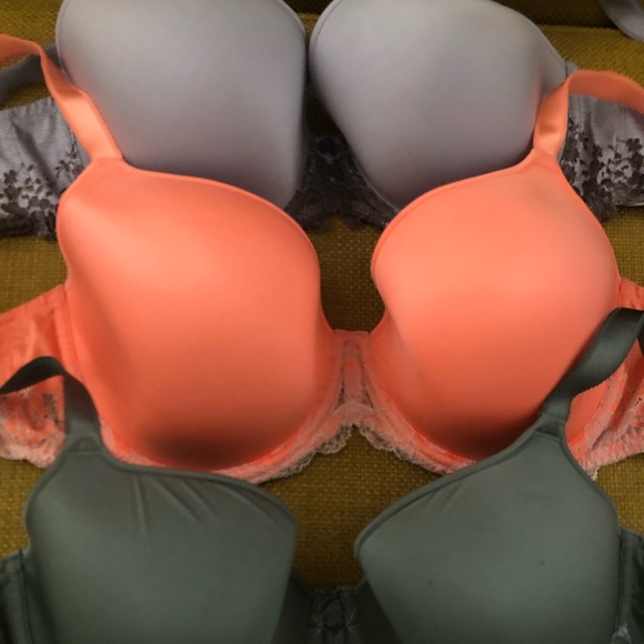 Barely worn 34G Wacoal bras! Get all 3! - Picture 2 of 5